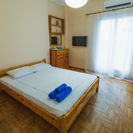 Vip Greece Petros Apartman Athén Kültér fotó